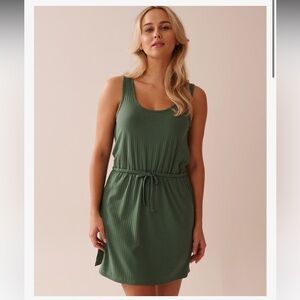 La Vie En Rose Ribbed Dress